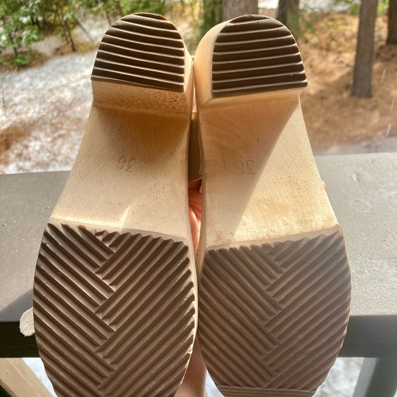 Lotta’s from Stockholm Highwood Open Toe Clogs - Picture 3 of 7